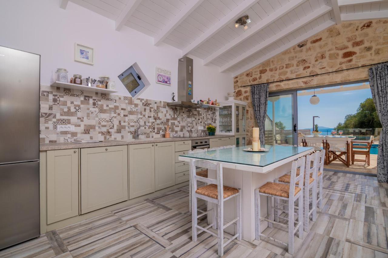 Villa Daniela - Private Pool And Serene Location, By Zantewize Korithion Bagian luar foto