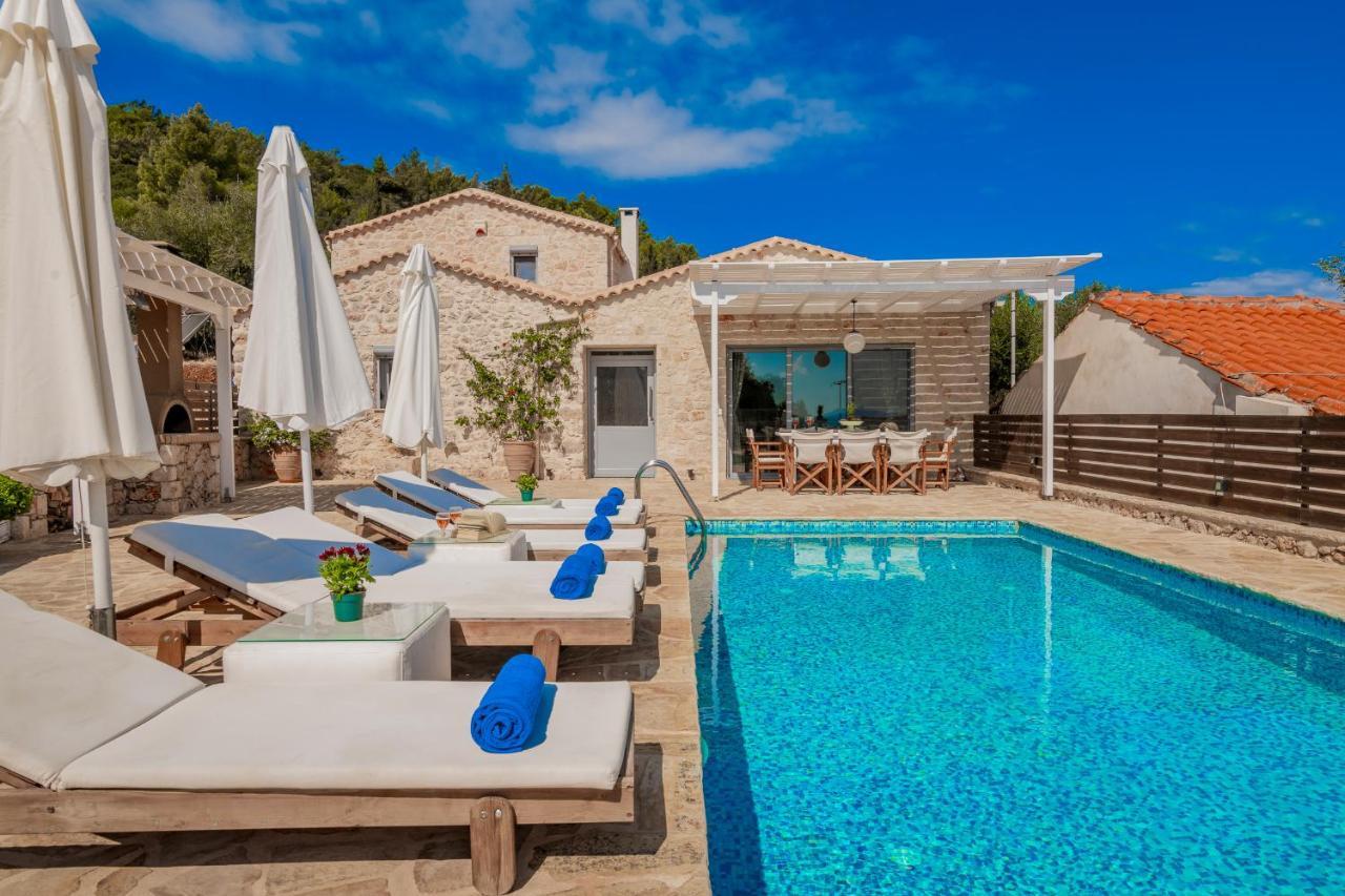 Villa Daniela - Private Pool And Serene Location, By Zantewize Korithion Bagian luar foto