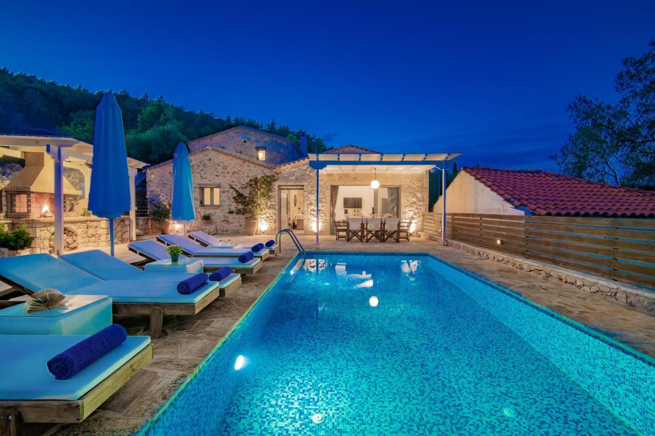 Villa Daniela - Private Pool And Serene Location, By Zantewize Korithion Bagian luar foto